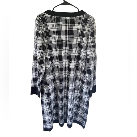 Eloquii Black & White Checkered Sweater Dress - Picture 7 of 9